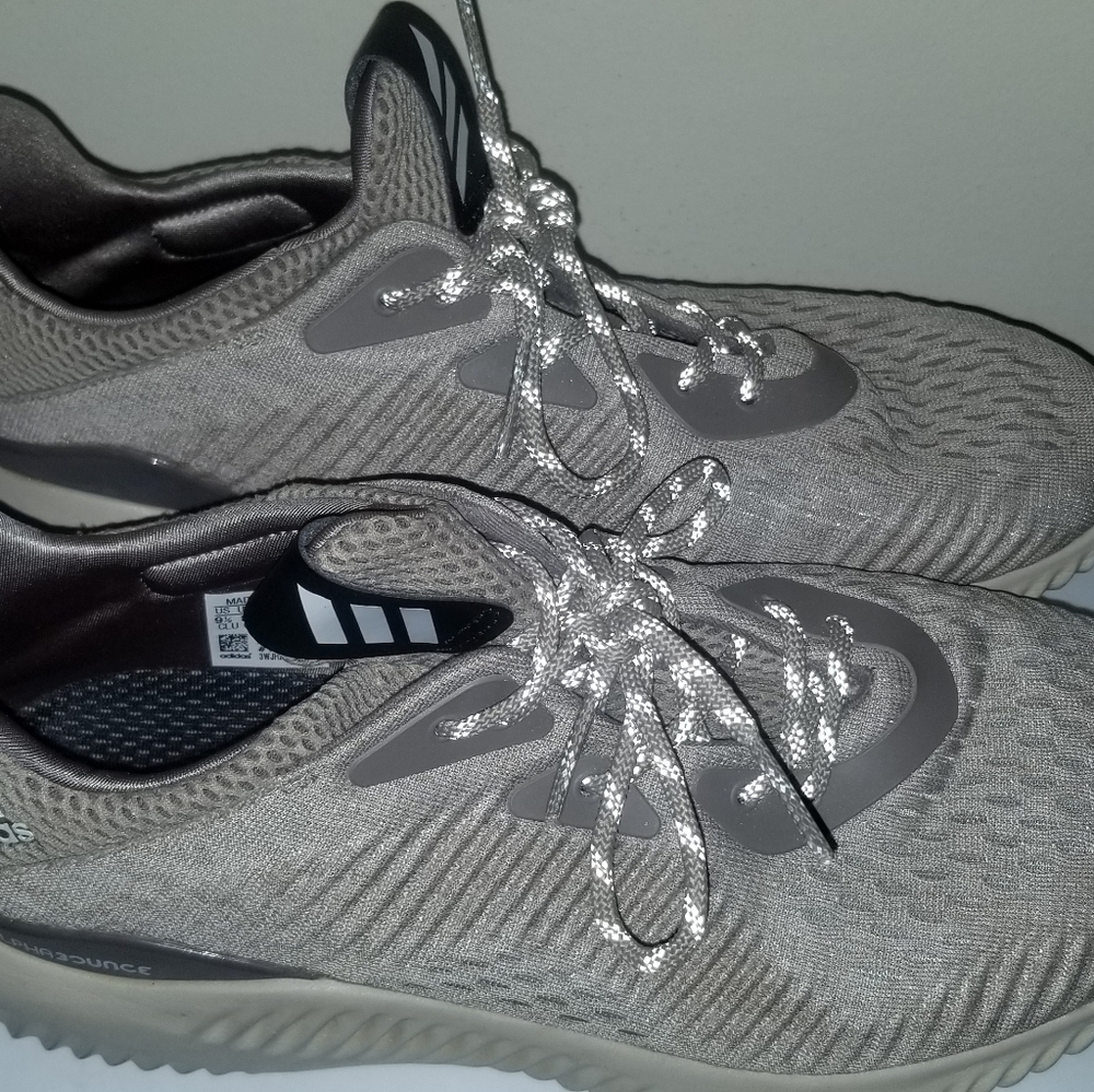 Addidas Alphabounce